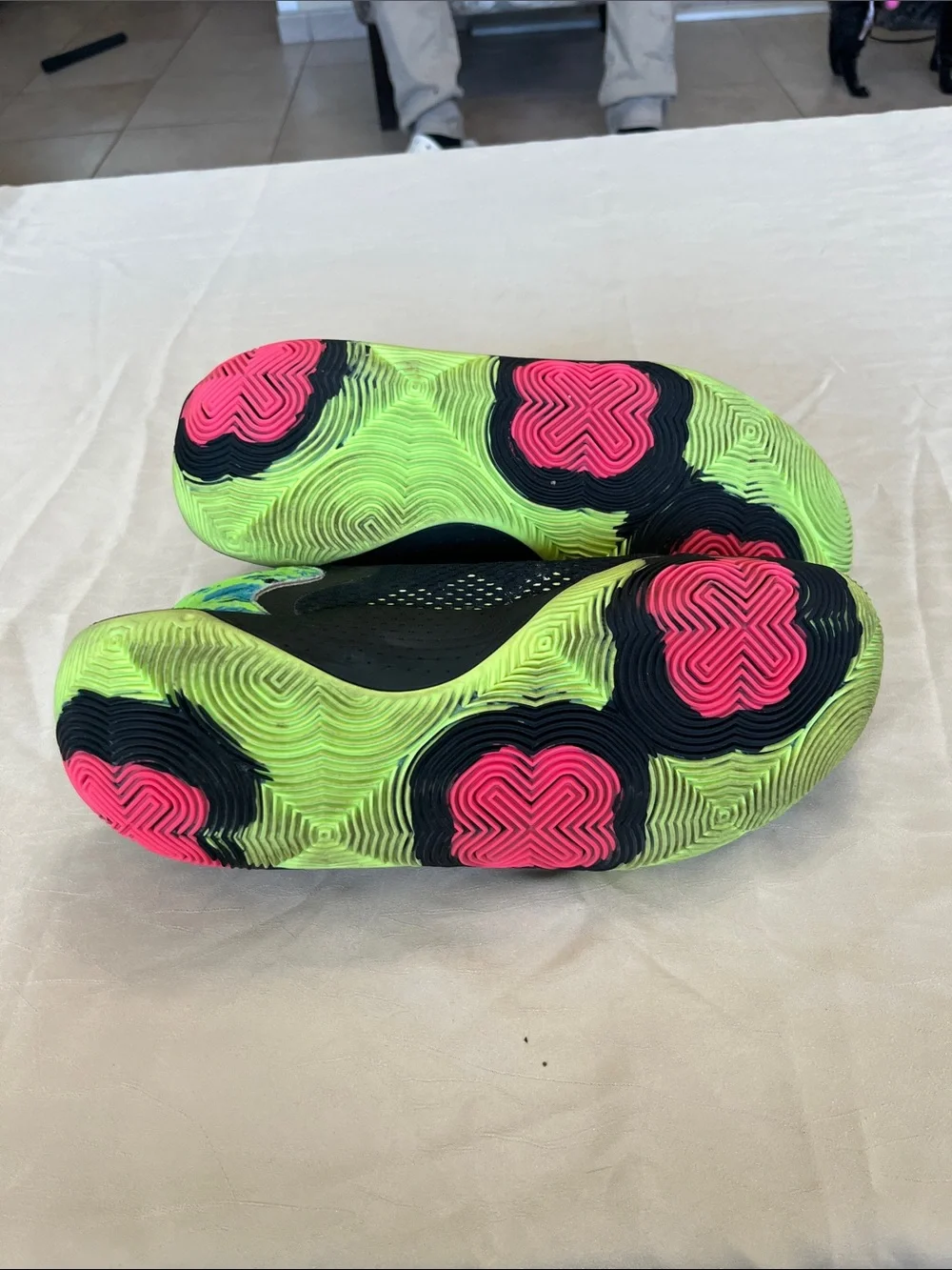 Under Armour Black and Neon Green Athletic Shoe (Men's Size 10)